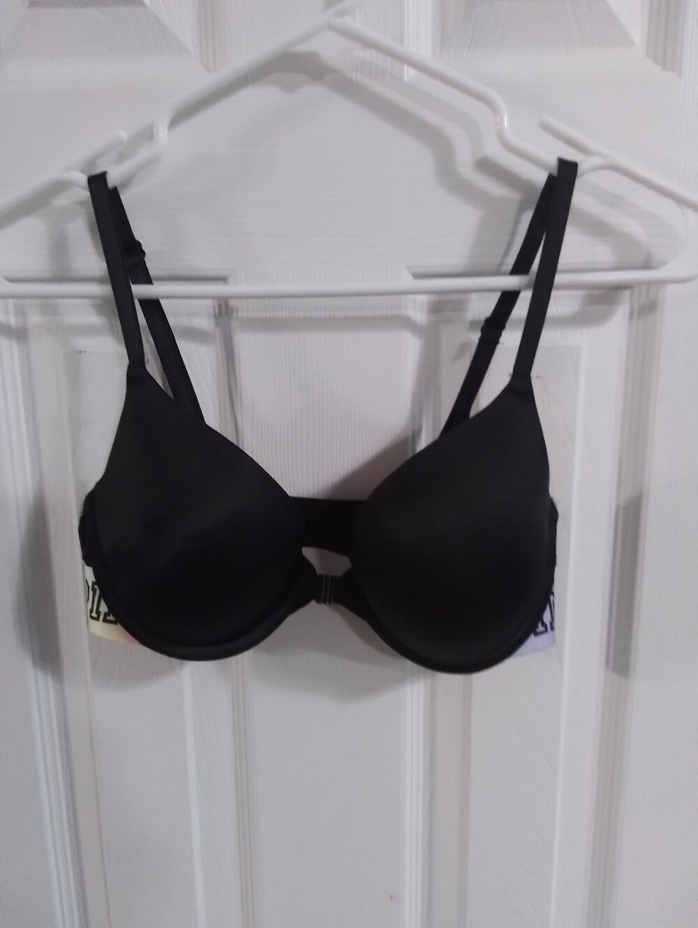Pink Victorias Secret Wear Everywhere Push Up Bra-Front Close